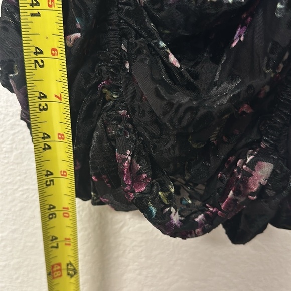 Urban Outfitters Velvet Floral Bodycon Dress size large - Picture 4 of 12